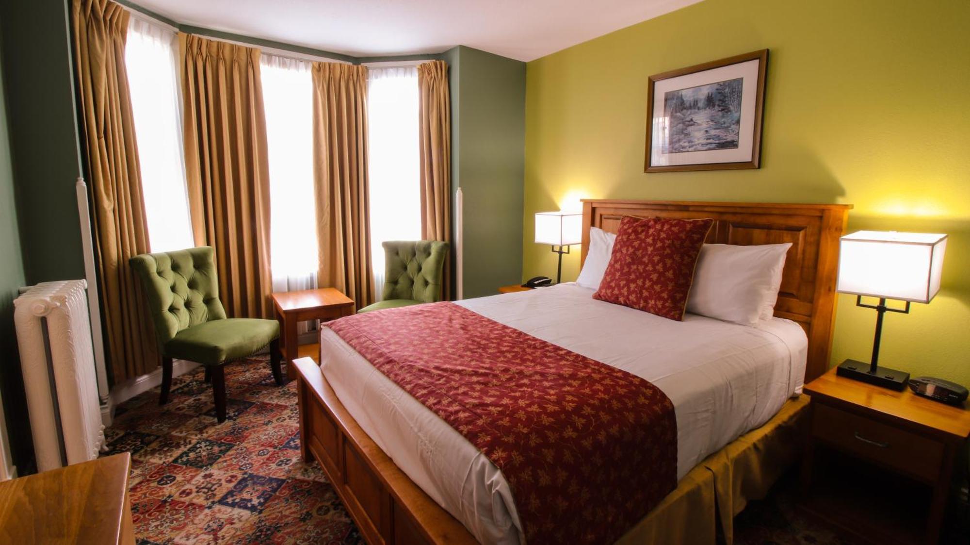 James Bay Inn Hotel, Suites & Cottage Виктория Экстерьер фото