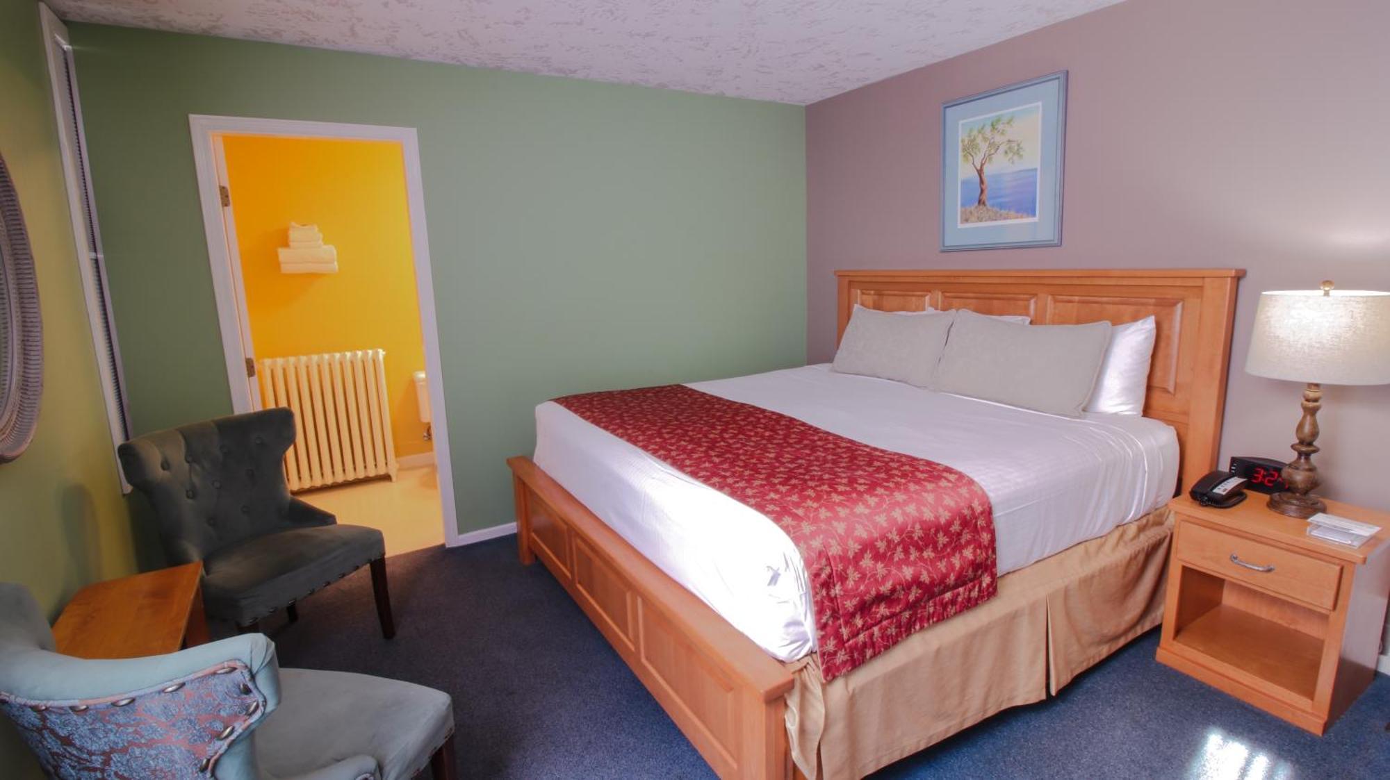 James Bay Inn Hotel, Suites & Cottage Виктория Экстерьер фото